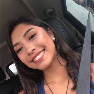 Meet your Posher, Jenna